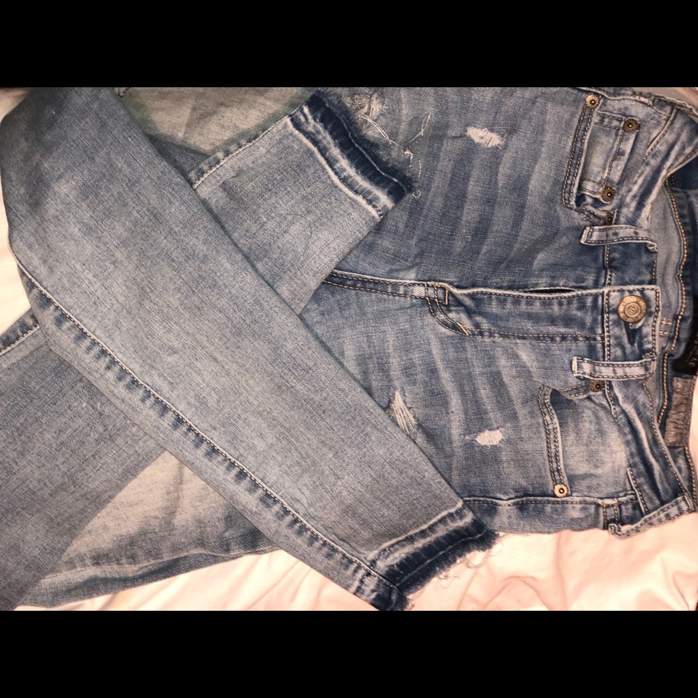 Ripped wash off jeans